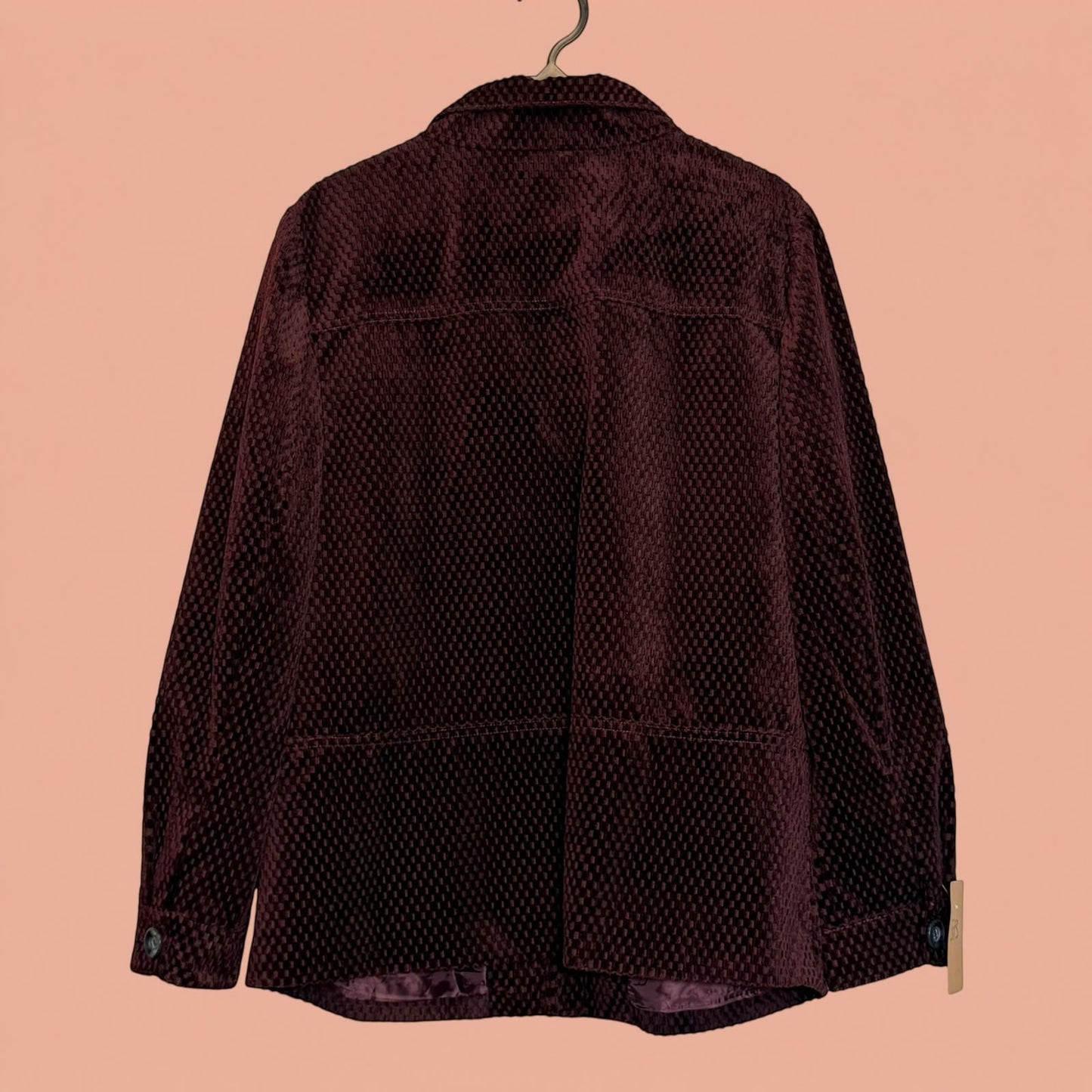 Blazer de segunda mano Tuclosetrenovado.cl en color burdeos con textura geométrica y corte clásico