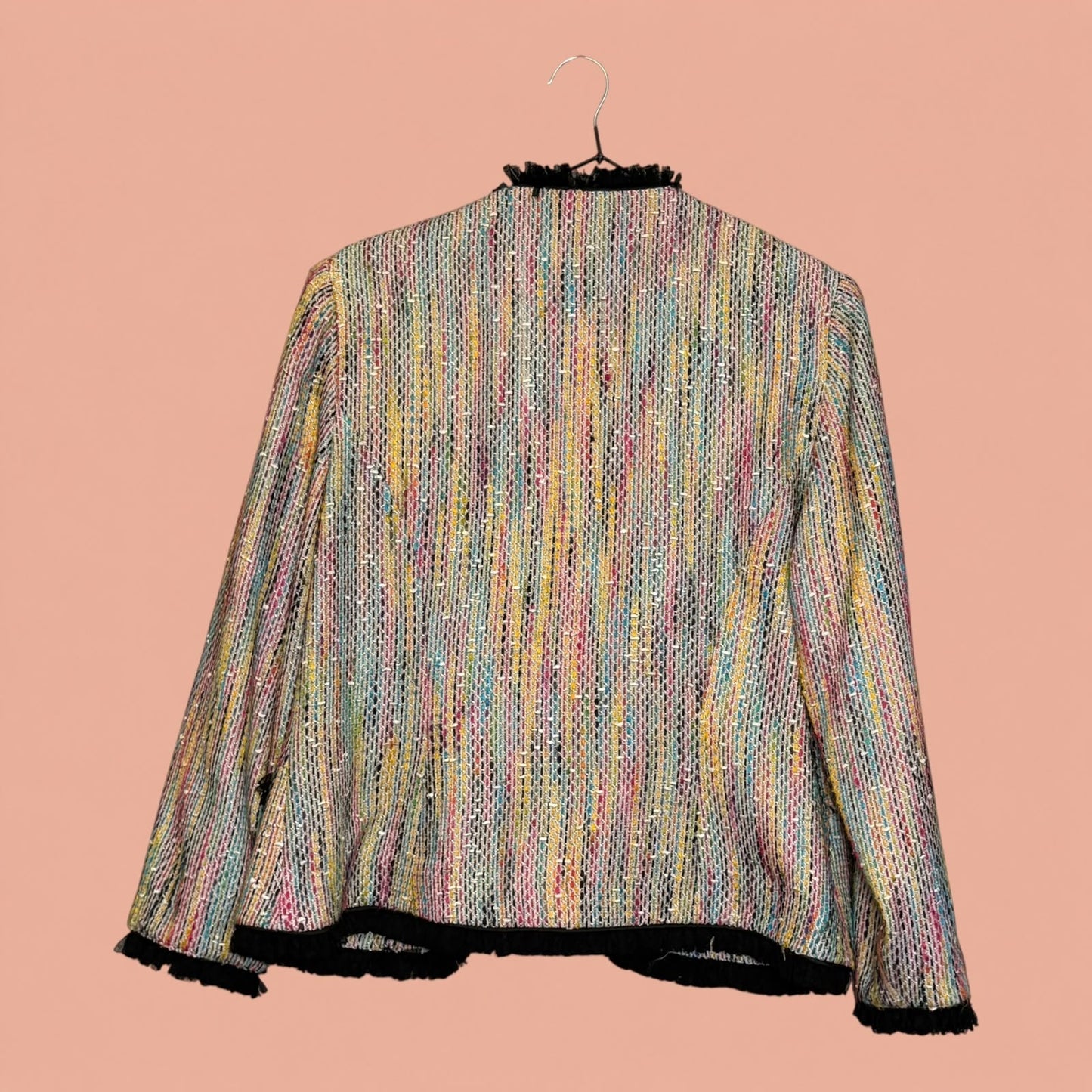 Blazer Tuclosetrenovado.cl de segunda mano con tejido multicolor texturizado y detalles de flecos negros en bordes