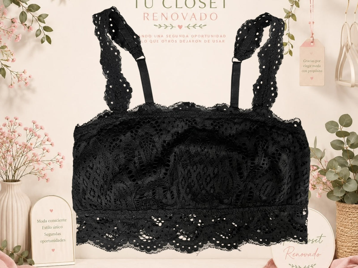 Bralette de encaje negro con tirantes ajustables de Tuclosetrenovado.cl, diseño elegante y femenino
